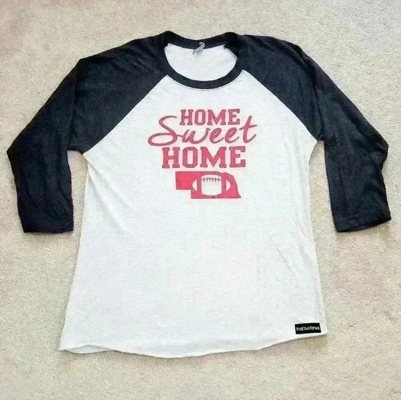 Nebraska Football Raglan Graphic Top Shirt Tee T-shirt Womans Size MEDIUM - Picture 1 of 6